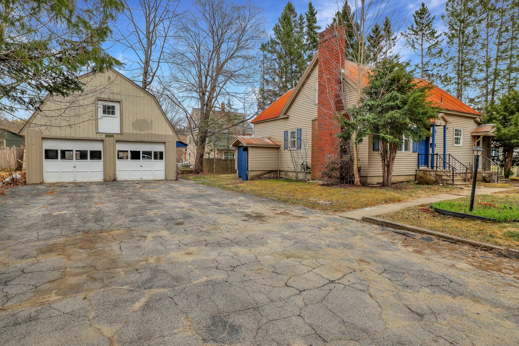 15 Hemingway Street Rumford ME 04276