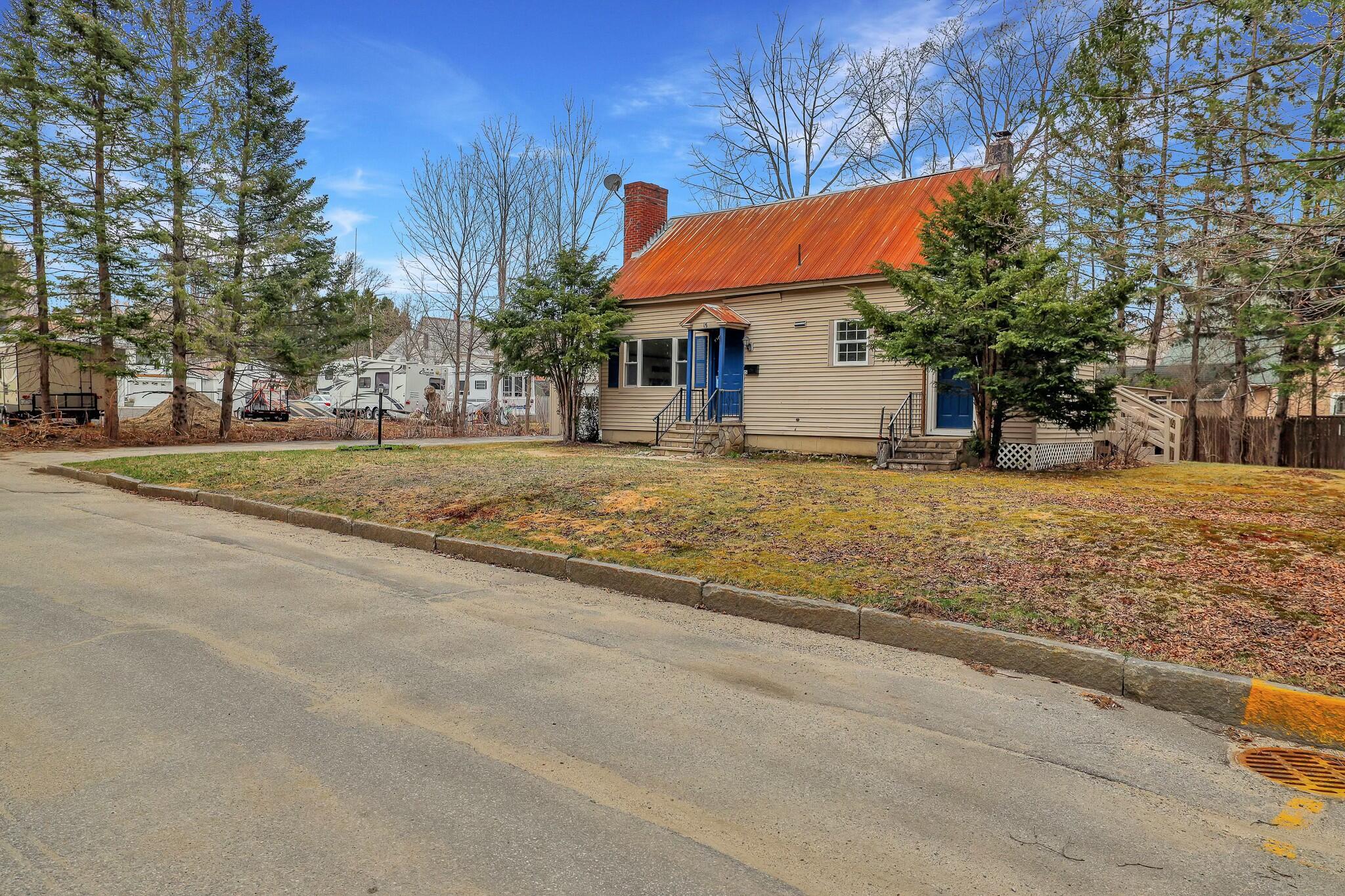 15 Hemingway Street Rumford ME 04276