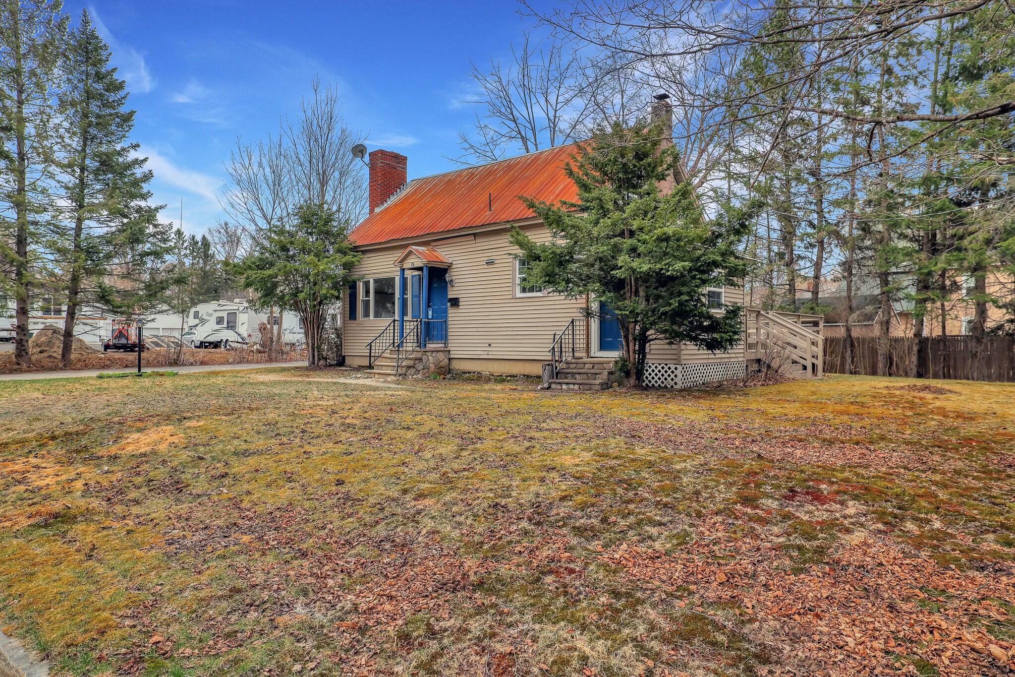 15 Hemingway Street Rumford ME 04276