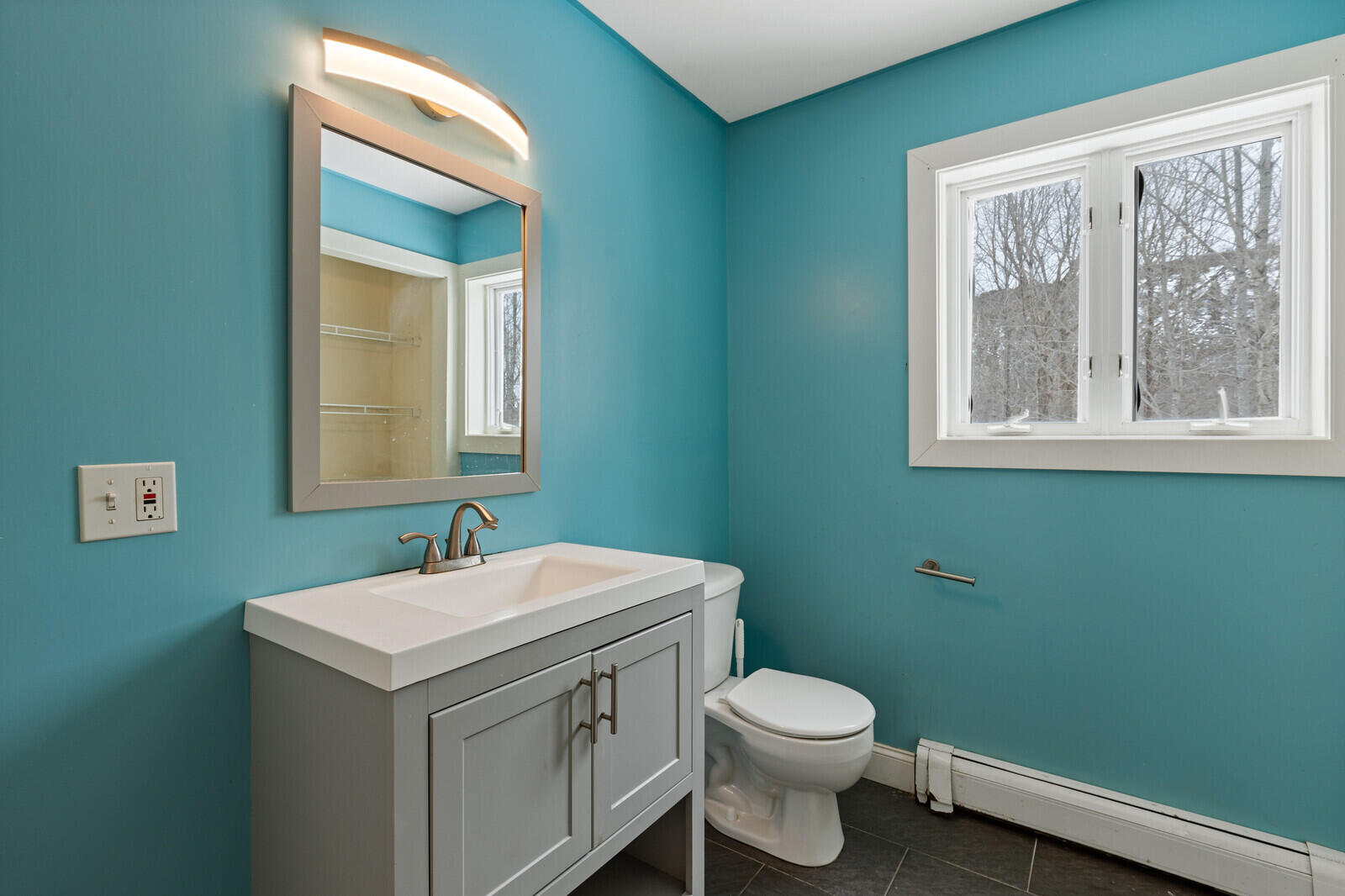 16 Madison Way Camden ME 04843