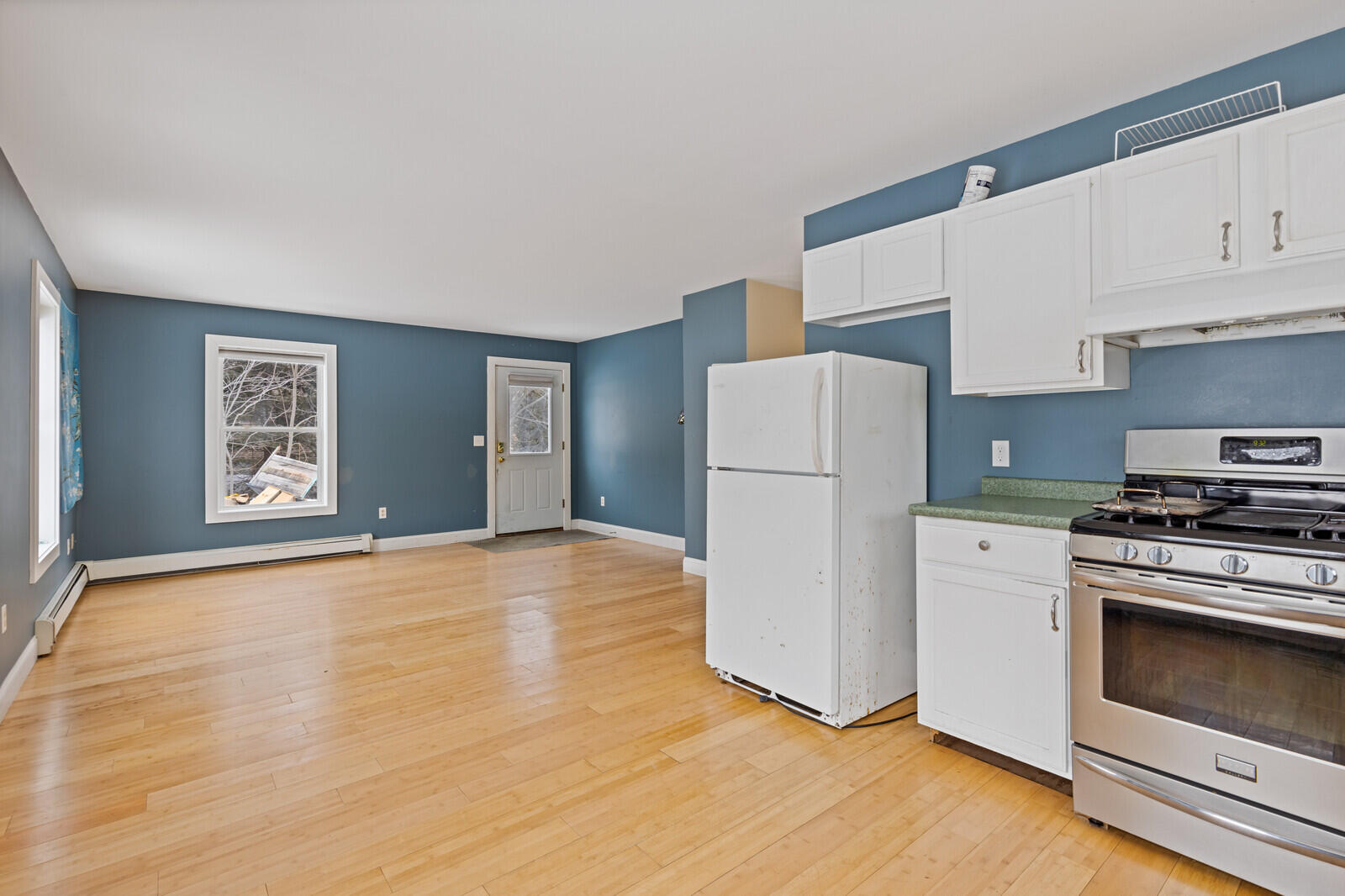 16 Madison Way Camden ME 04843