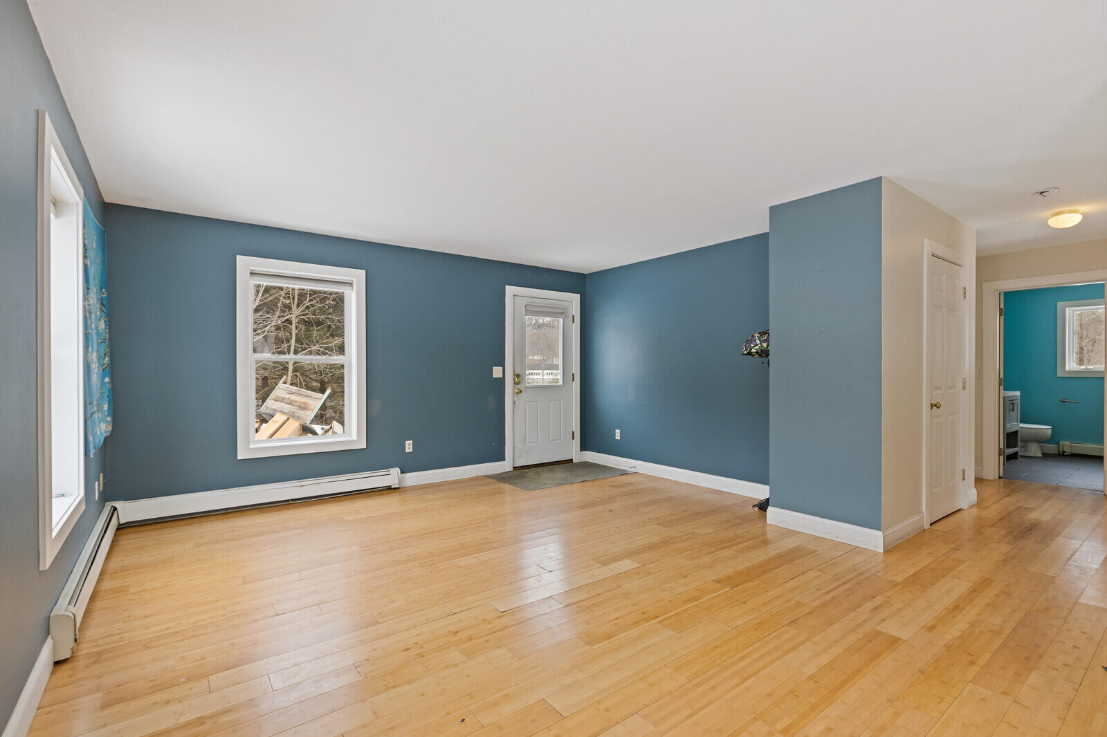 16 Madison Way Camden ME 04843