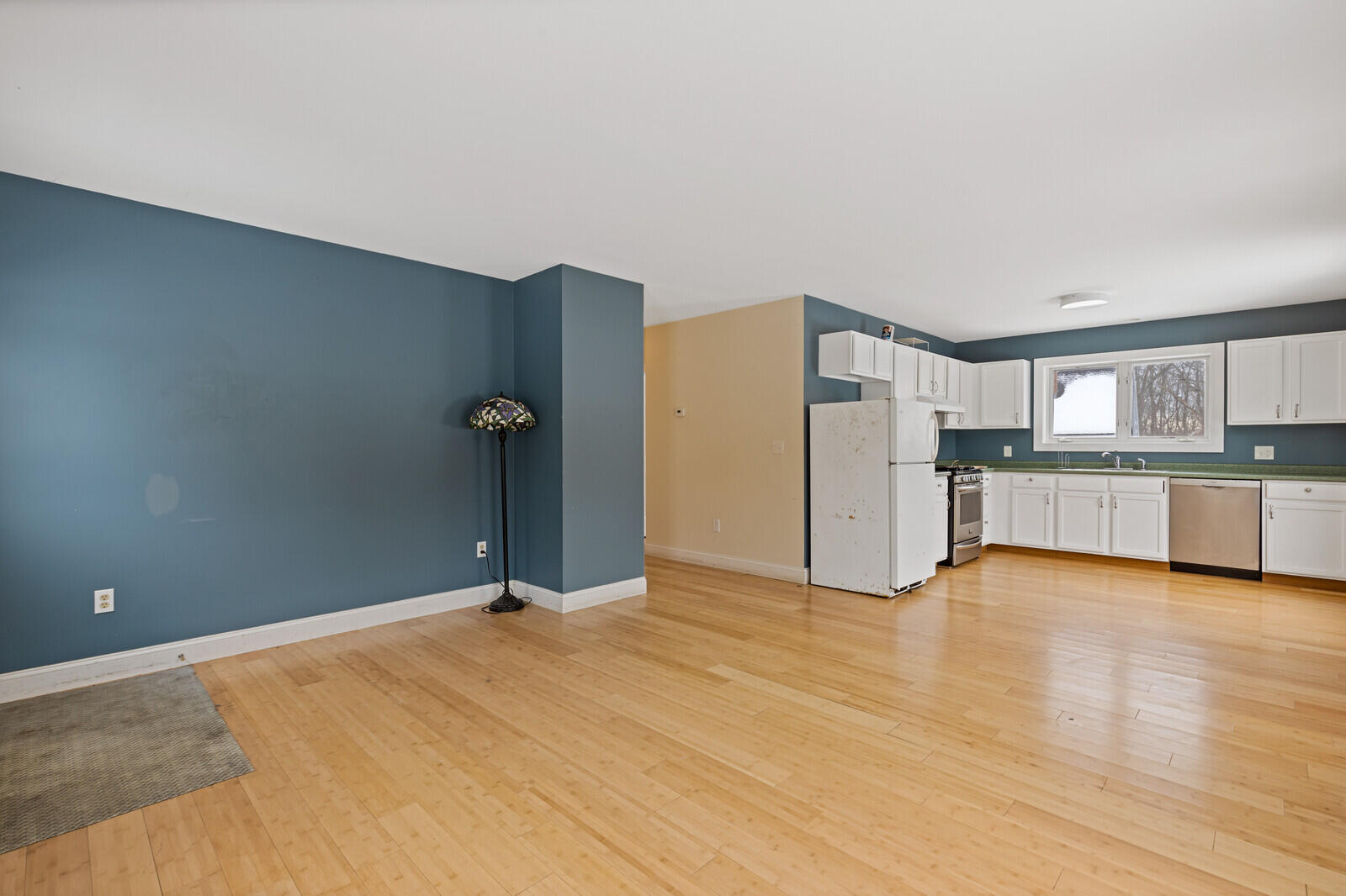 16 Madison Way Camden ME 04843