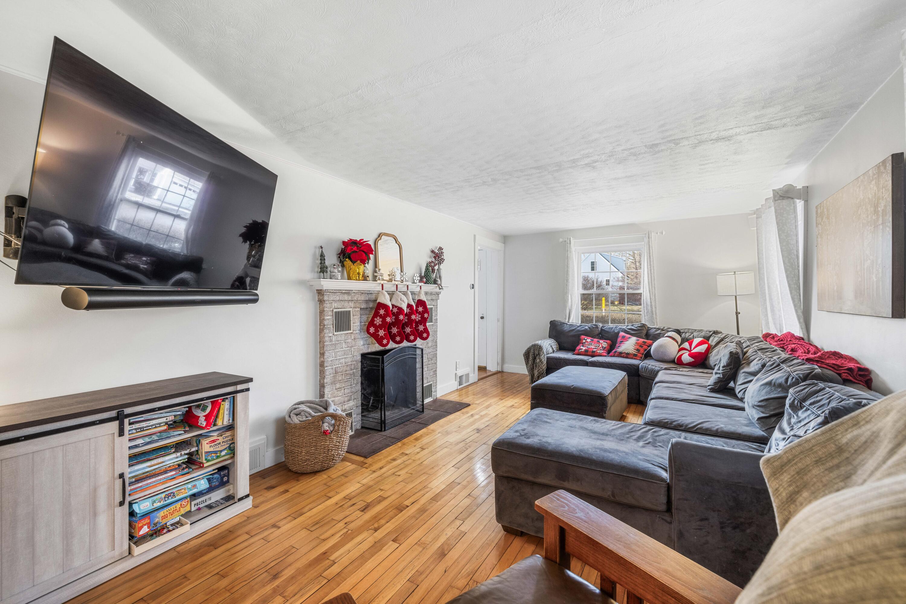 37 Bailey Avenue Portland ME 04103