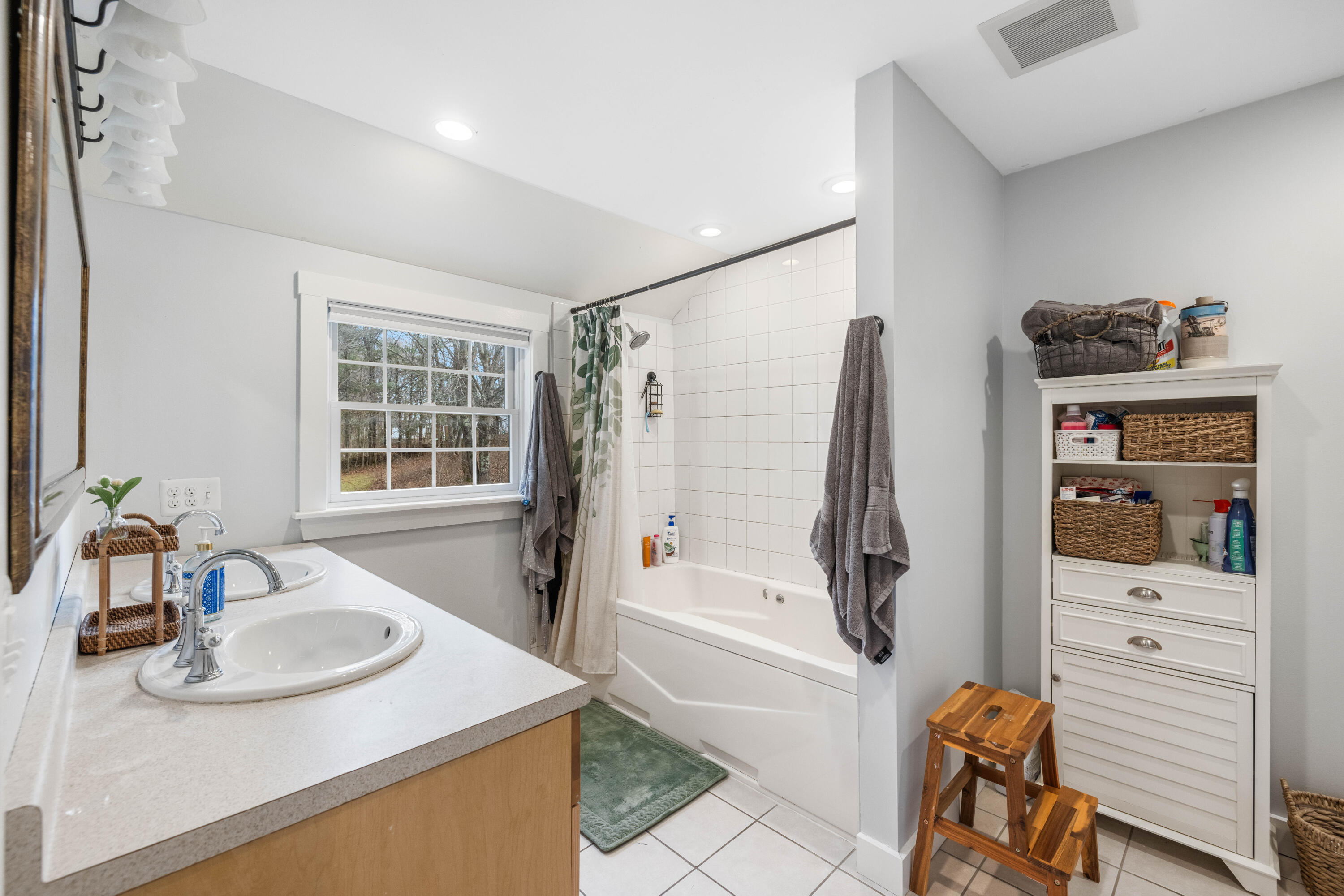 37 Bailey Avenue Portland ME 04103