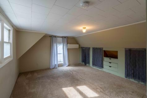 24 Turnpike Road Searsport ME 04974
