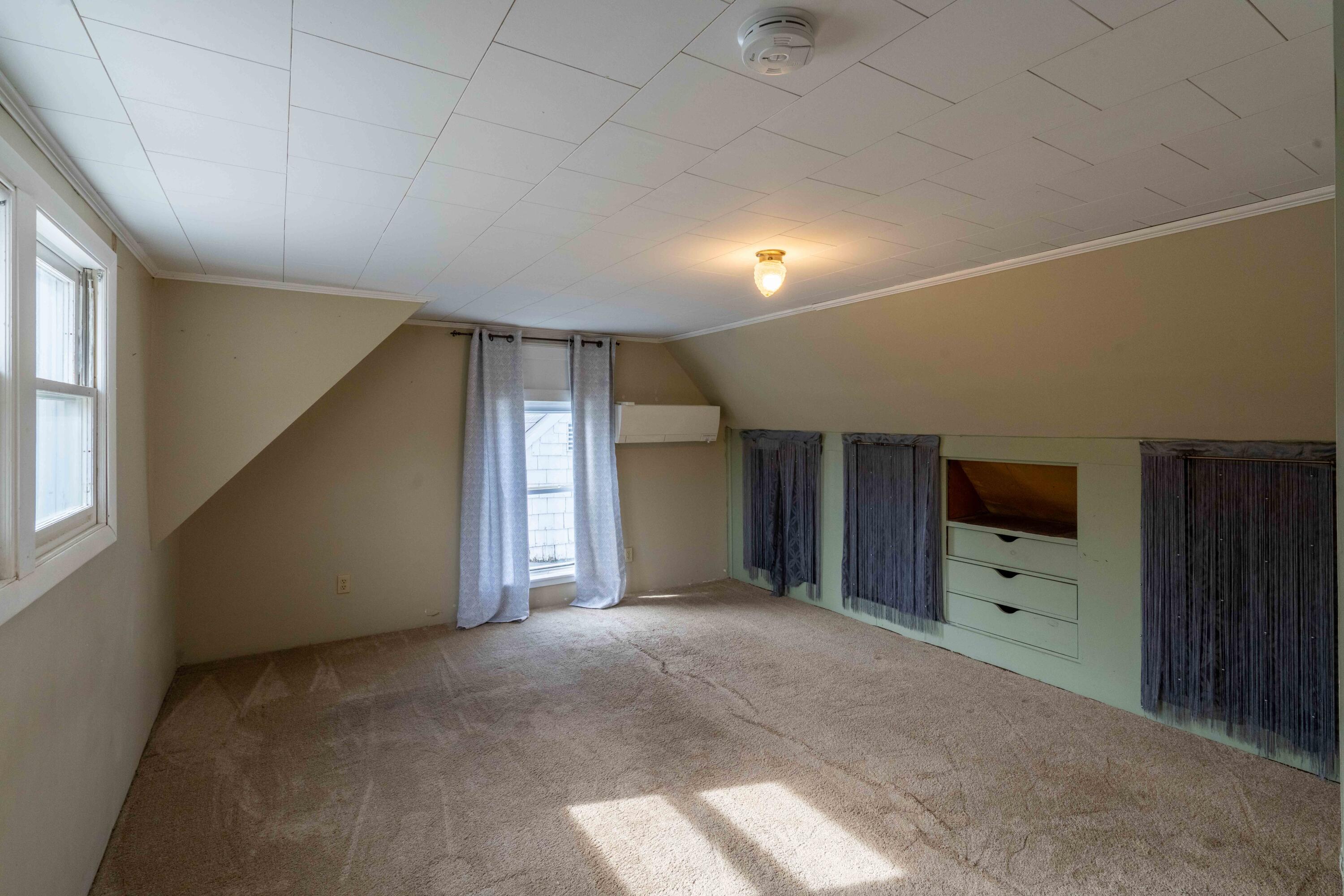 24 Turnpike Road Searsport ME 04974