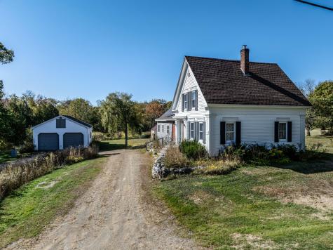 24 Turnpike Road Searsport ME 04974