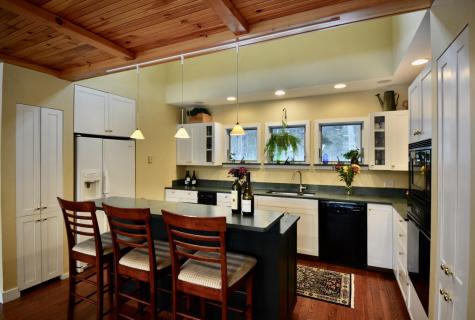 73 Middlegate Lane New Portland ME 04961