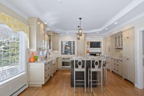 2 Leeward Lane Kennebunk ME 04043