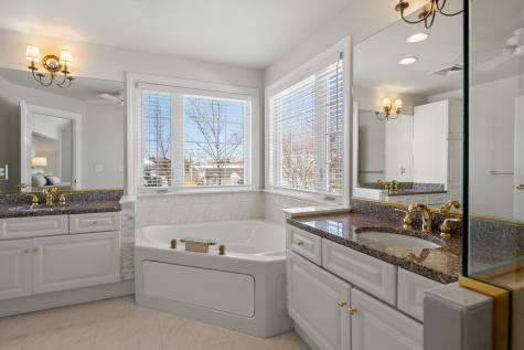 2 Leeward Lane Kennebunk ME 04043