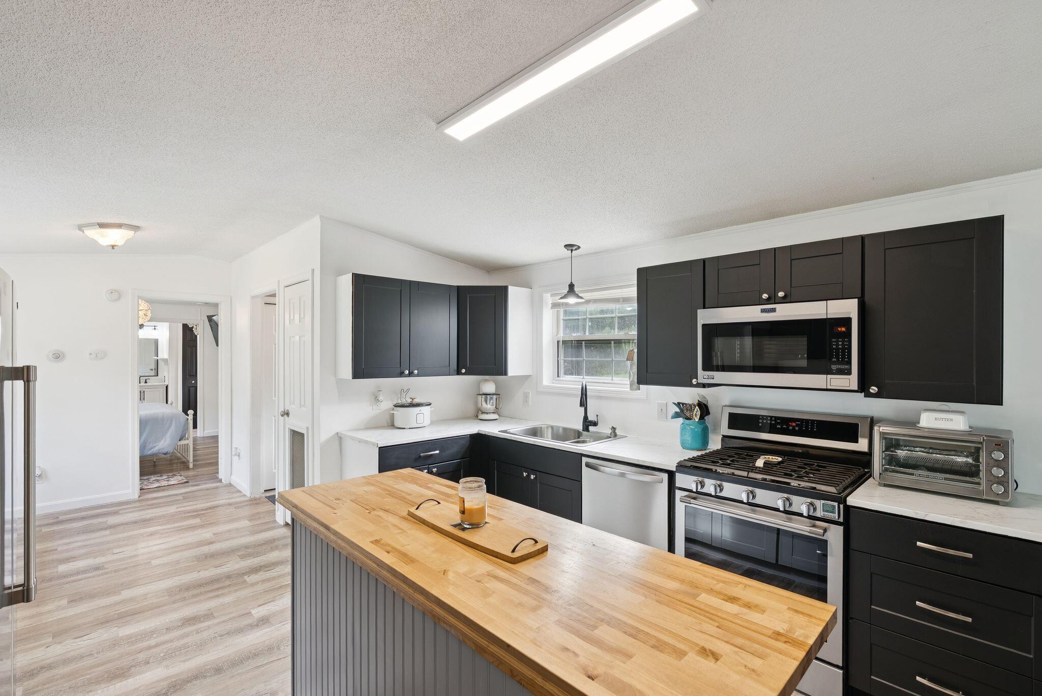 236 Cushing Road Cushing ME 04563