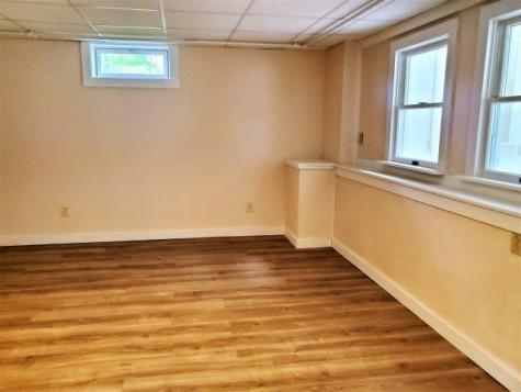 277 West Main Street Yarmouth ME 04096
