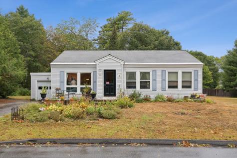 24 Moore Avenue Brunswick ME 04011