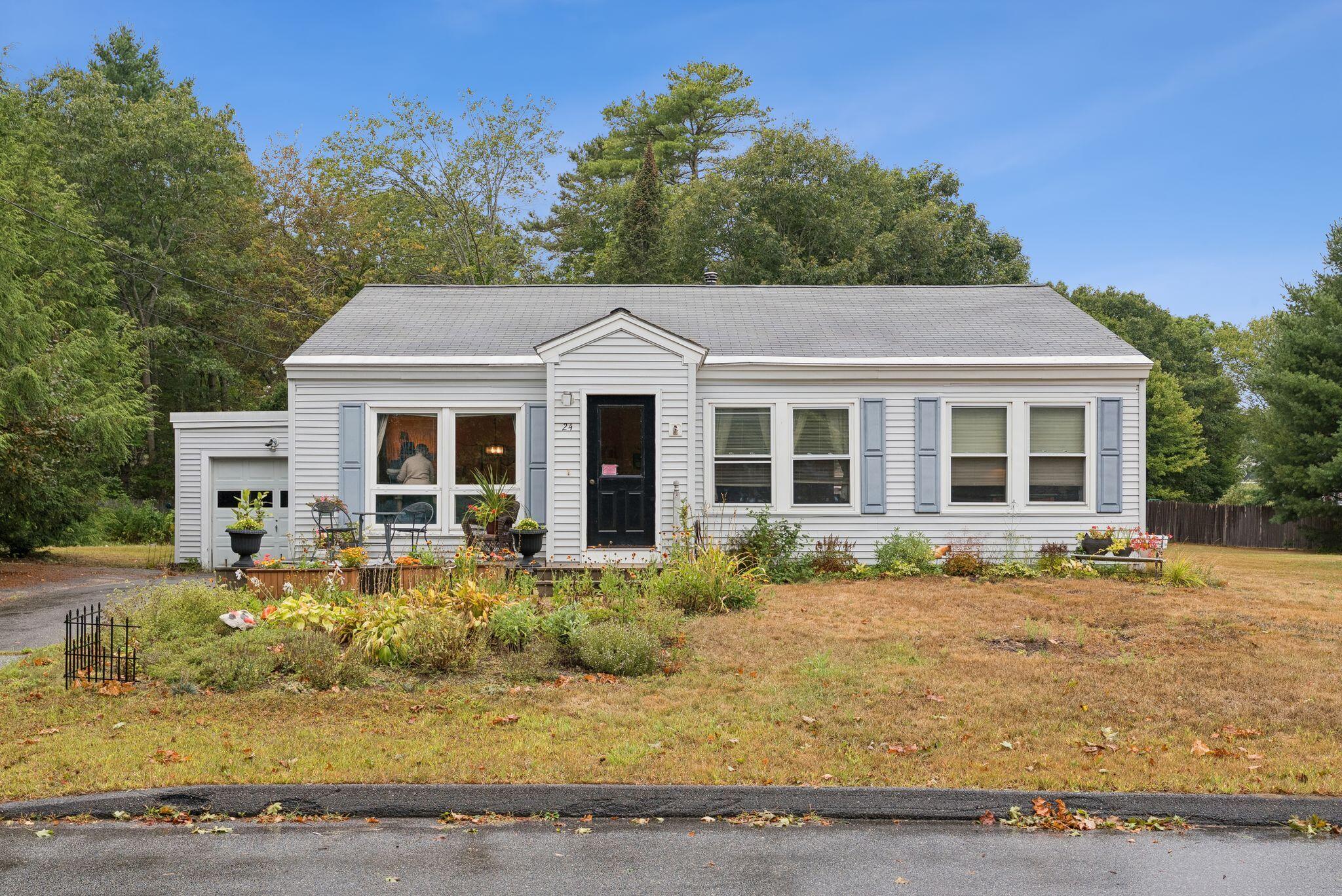 24 Moore Avenue Brunswick ME 04011