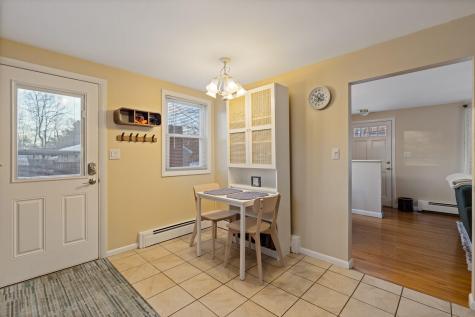 84 Windsor Avenue Augusta ME 04330