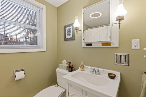 84 Windsor Avenue Augusta ME 04330