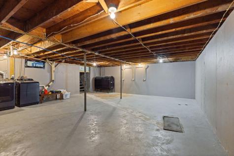 84 Windsor Avenue Augusta ME 04330