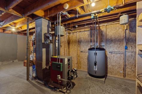 84 Windsor Avenue Augusta ME 04330