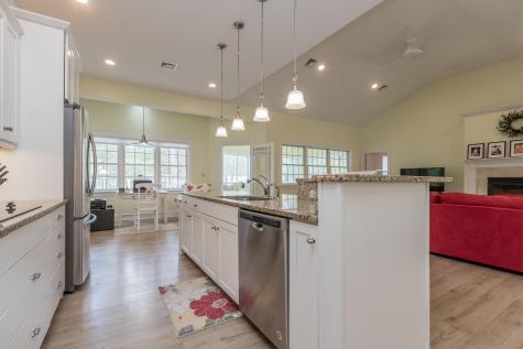 24 Carmichael Avenue Falmouth ME 04105