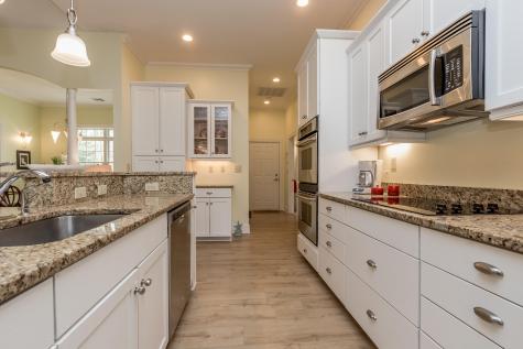 24 Carmichael Avenue Falmouth ME 04105