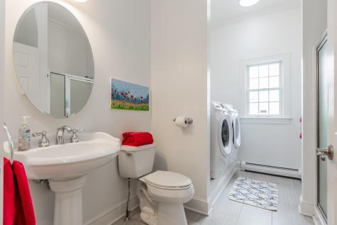 24 Carmichael Avenue Falmouth ME 04105