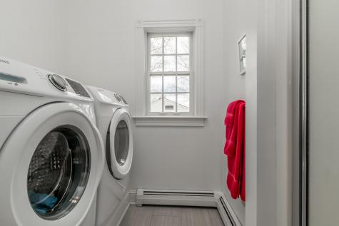 24 Carmichael Avenue Falmouth ME 04105