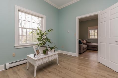 24 Carmichael Avenue Falmouth ME 04105