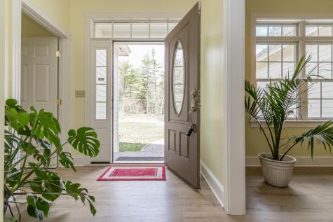 24 Carmichael Avenue Falmouth ME 04105