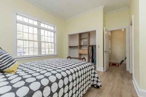 24 Carmichael Avenue Falmouth ME 04105