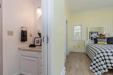 24 Carmichael Avenue Falmouth ME 04105