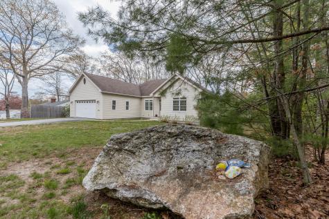 24 Carmichael Avenue Falmouth ME 04105