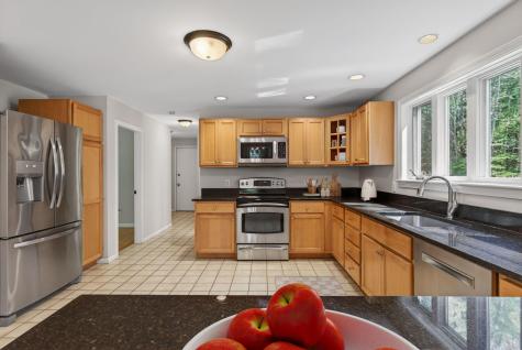 110 Christopher Road North Yarmouth ME 04097