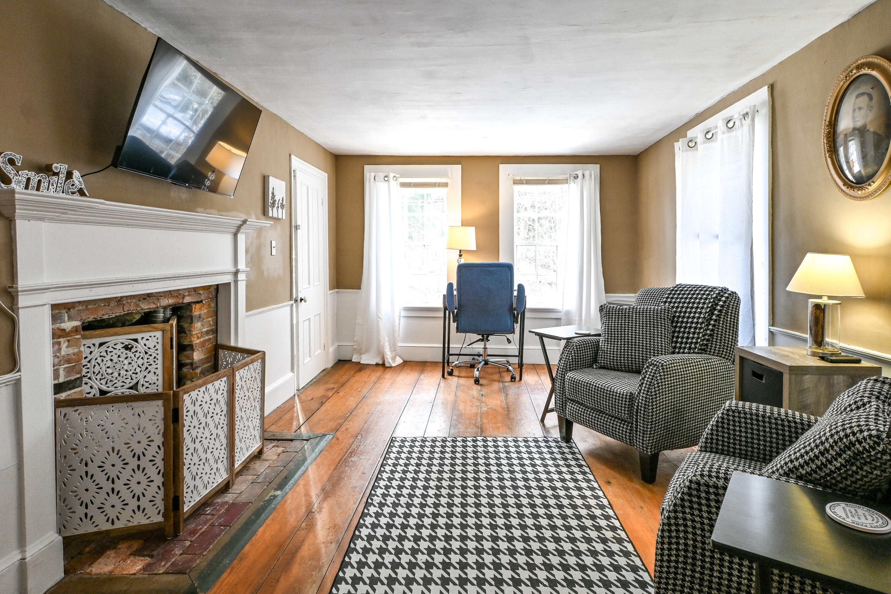 30 Joy Valley Road Buxton ME 04093