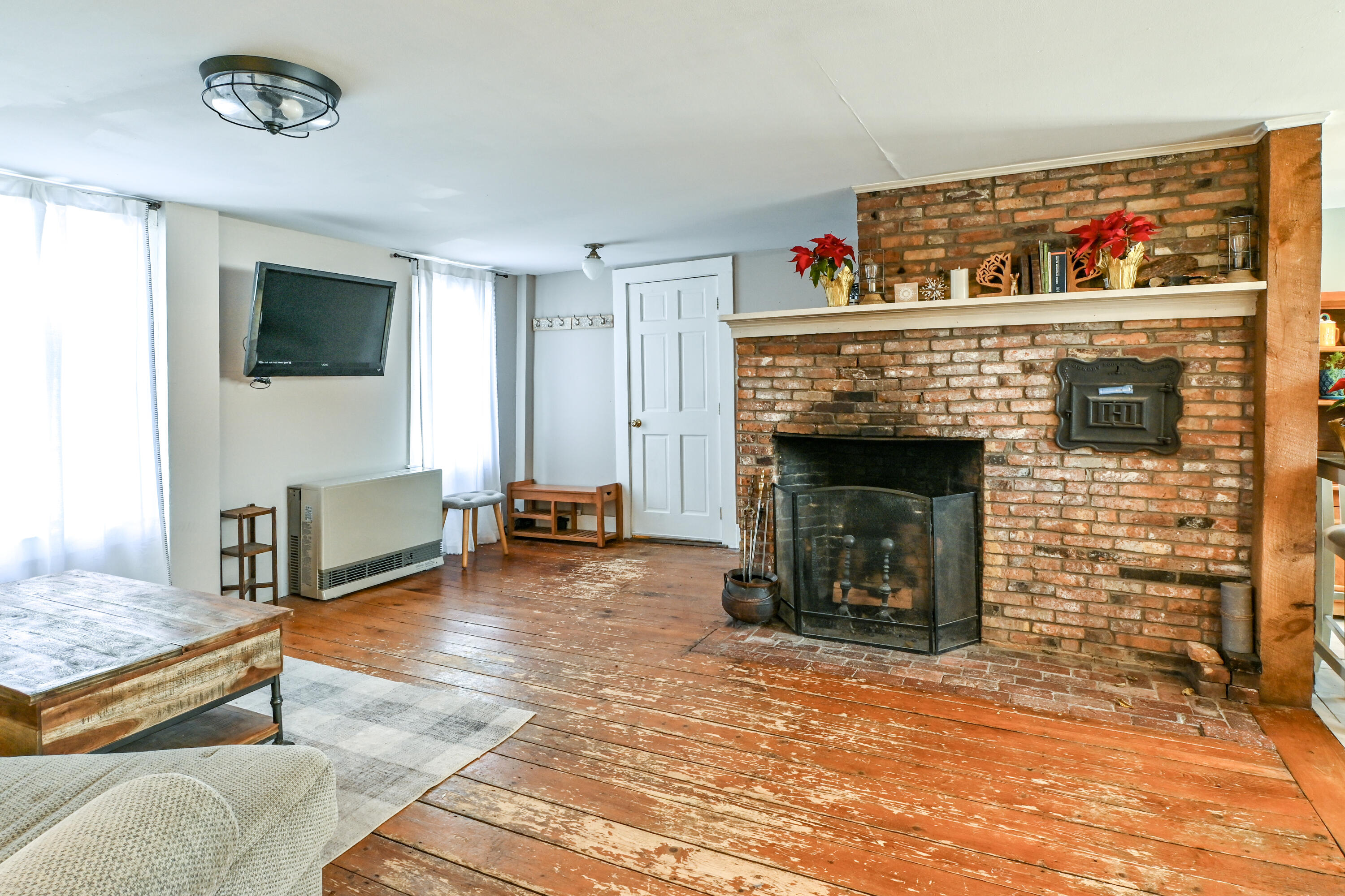 30 Joy Valley Road Buxton ME 04093