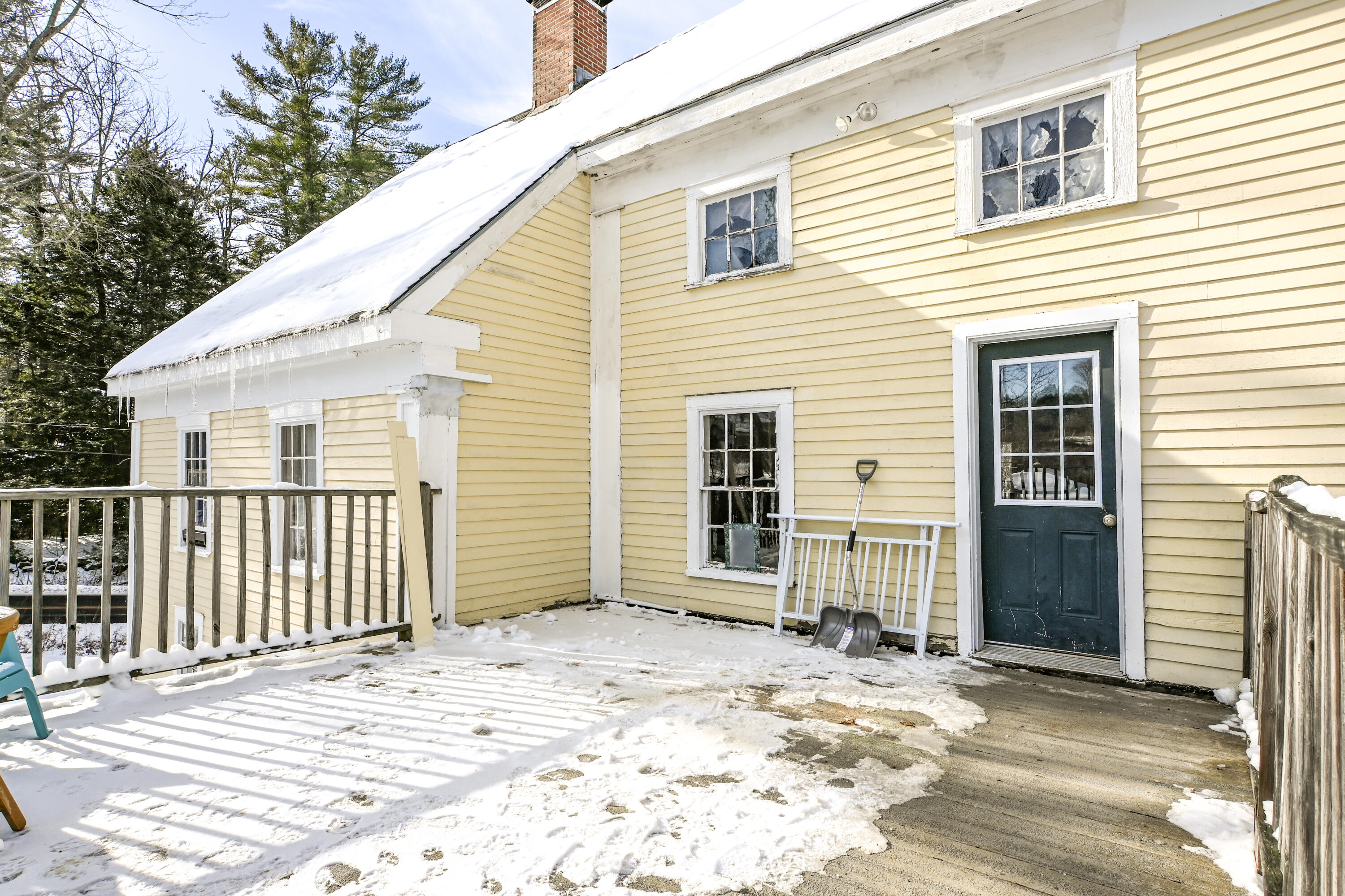 30 Joy Valley Road Buxton ME 04093