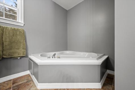 106 Woodfield Way Ellsworth ME 04605