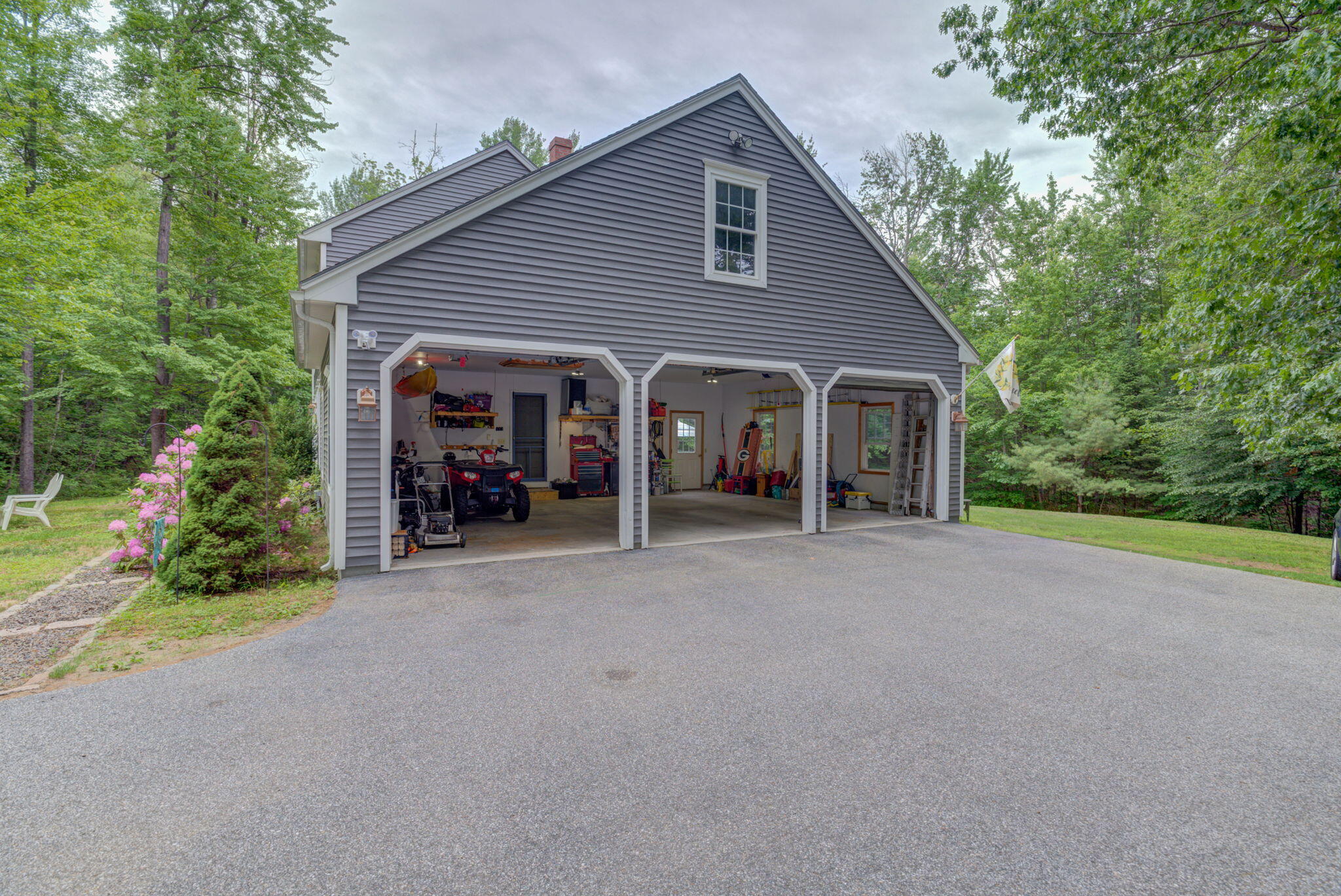 83 Brown Road Raymond ME 04071
