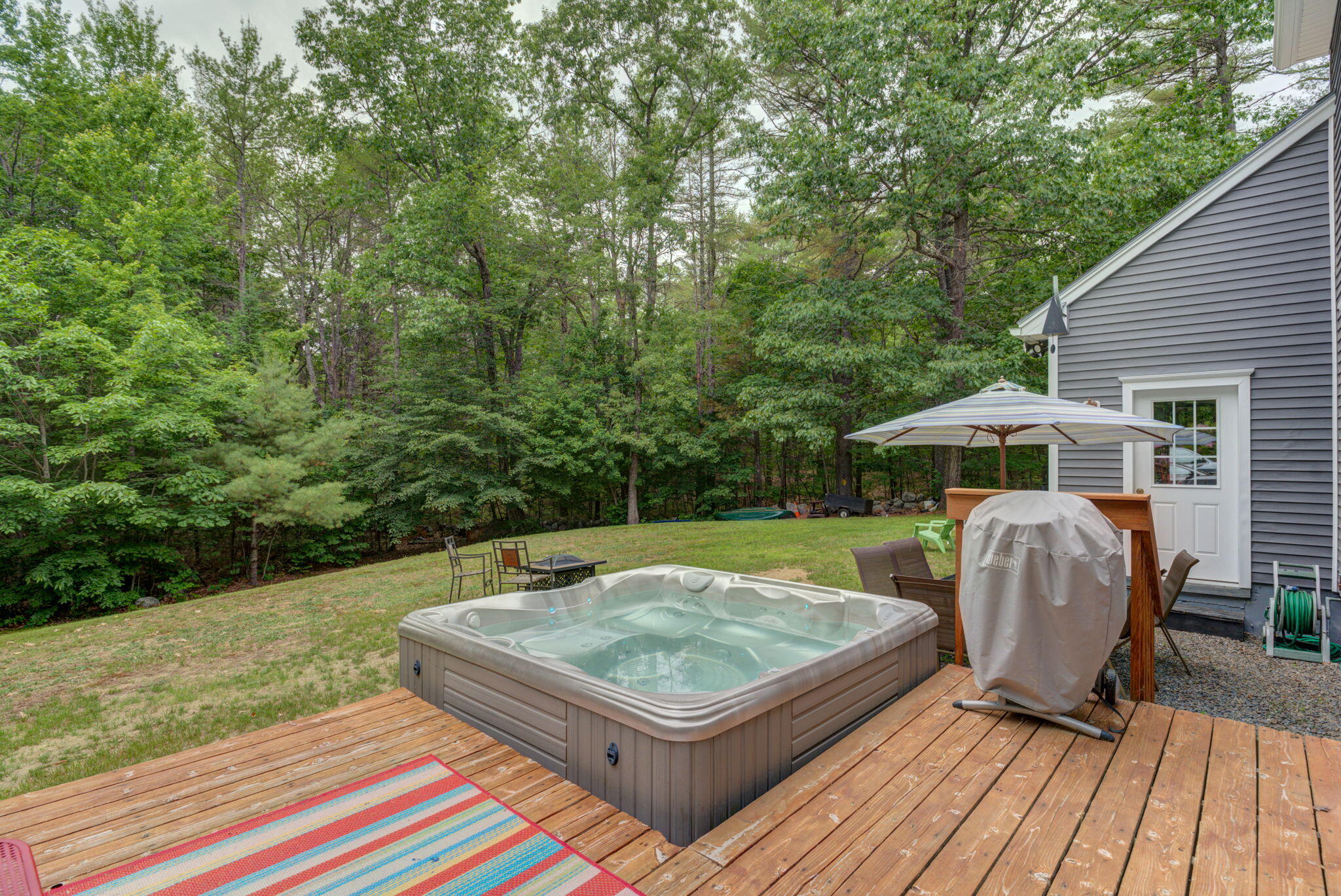 83 Brown Road Raymond ME 04071