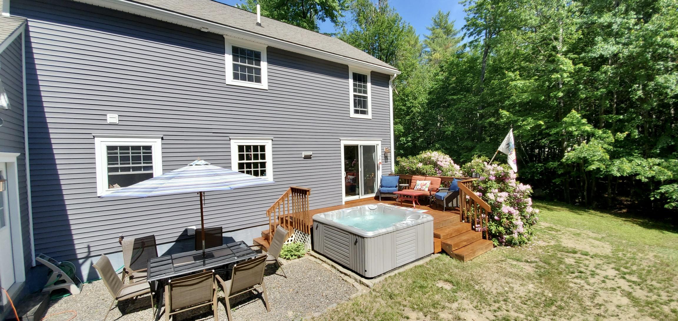 83 Brown Road Raymond ME 04071