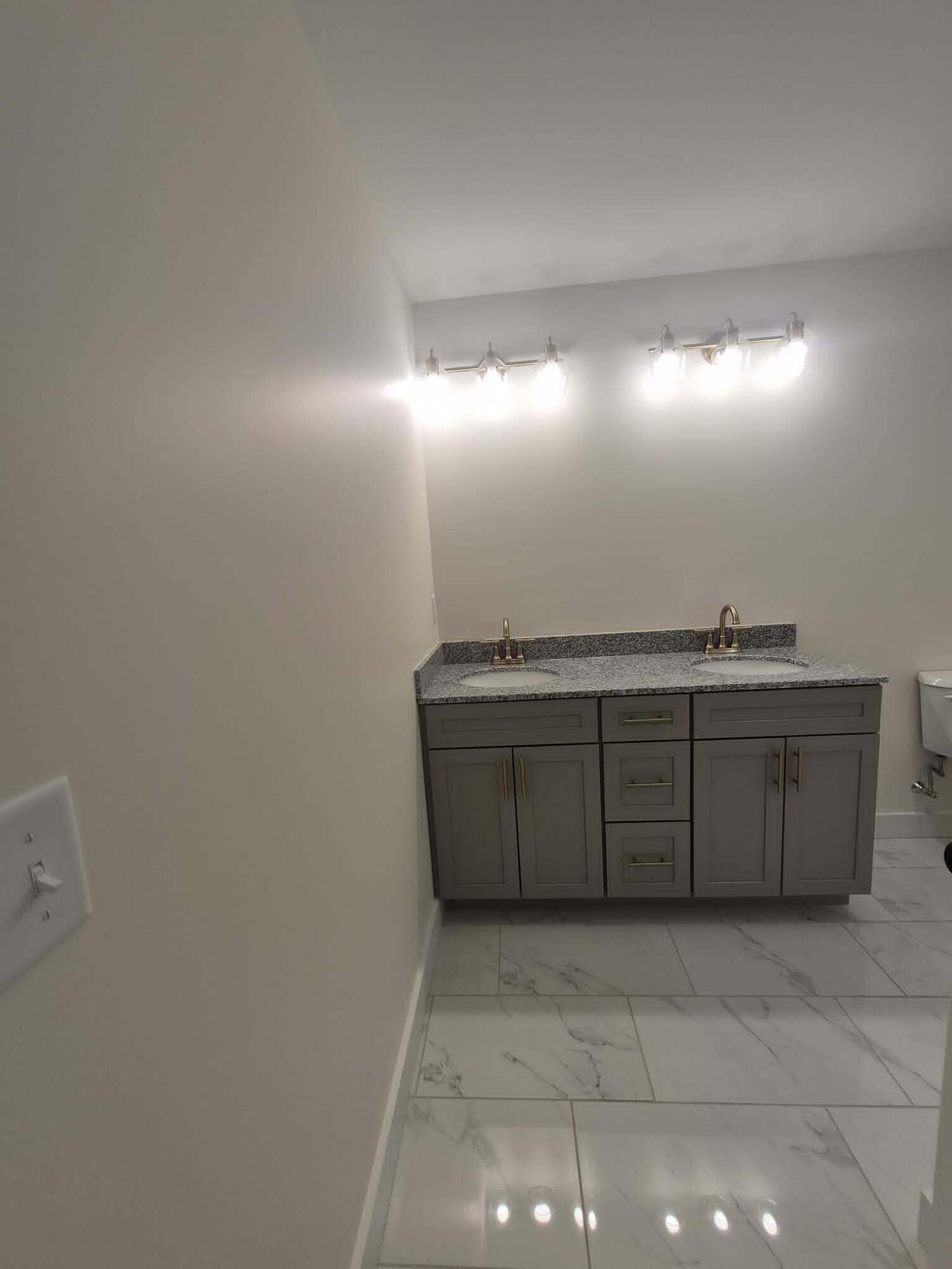 8 Freedom Avenue Hampden ME 04444