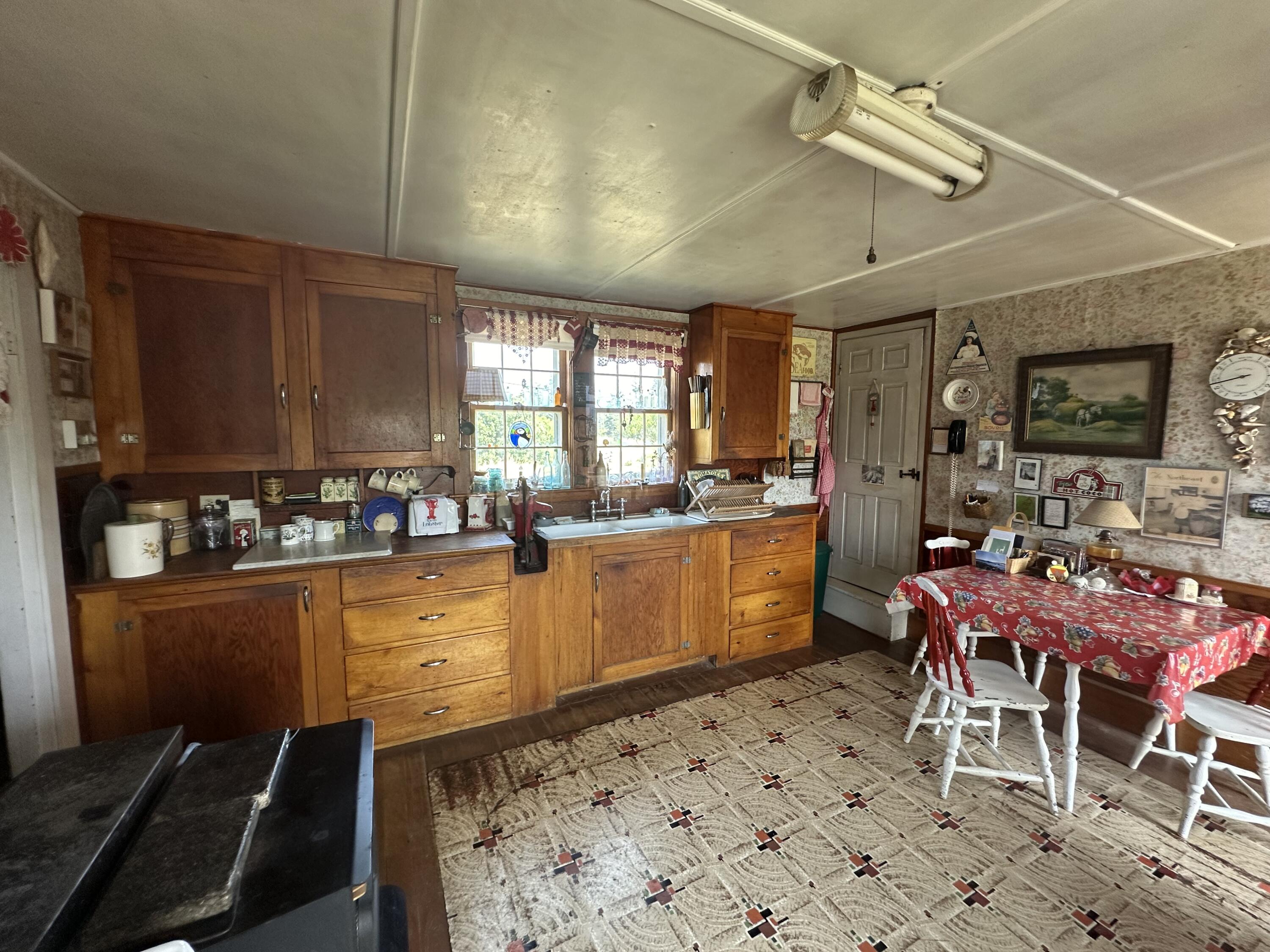 3 South Road Matinicus Isle Plt ME 04851