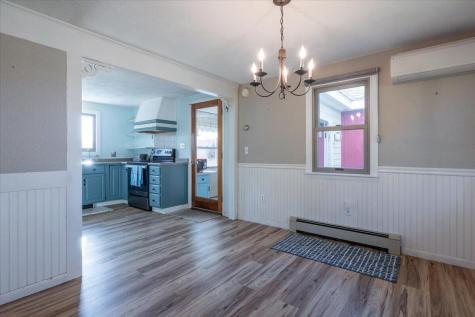 11 Sunnyfield Lane Warren ME 04864