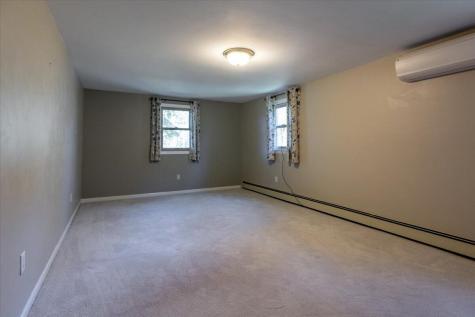 11 Sunnyfield Lane Warren ME 04864