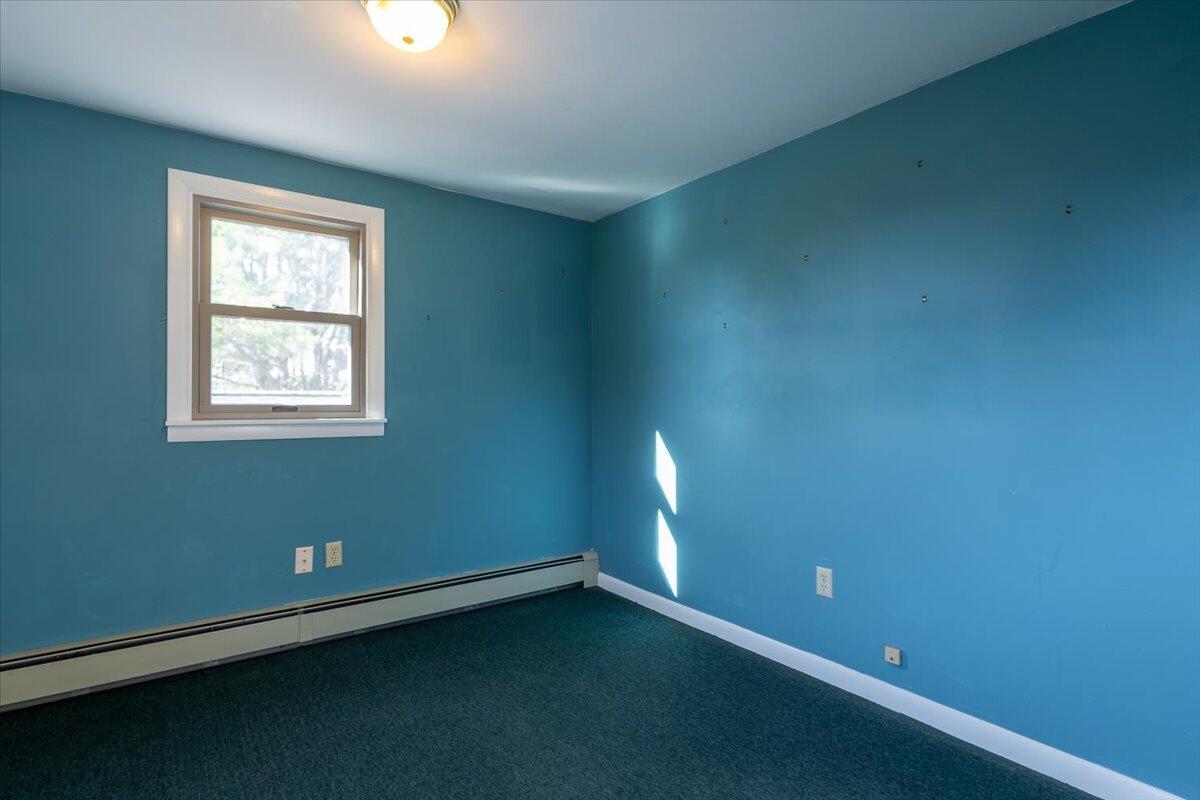 11 Sunnyfield Lane Warren ME 04864