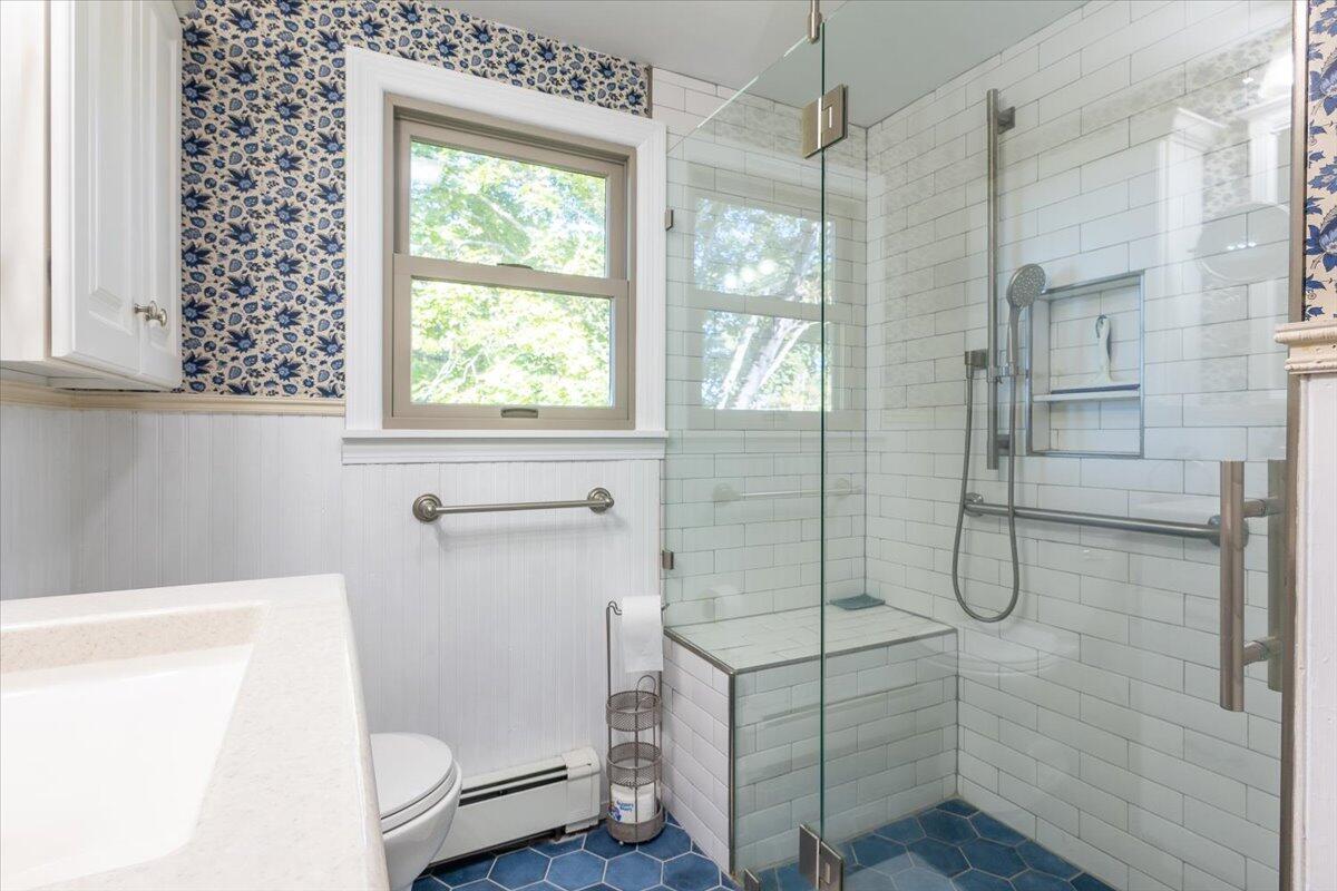 11 Sunnyfield Lane Warren ME 04864