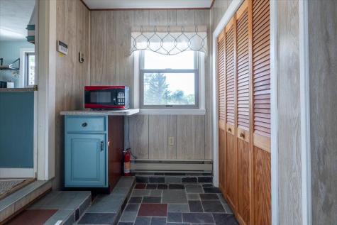 11 Sunnyfield Lane Warren ME 04864