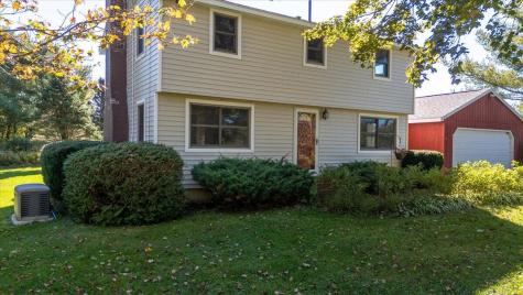 11 Sunnyfield Lane Warren ME 04864