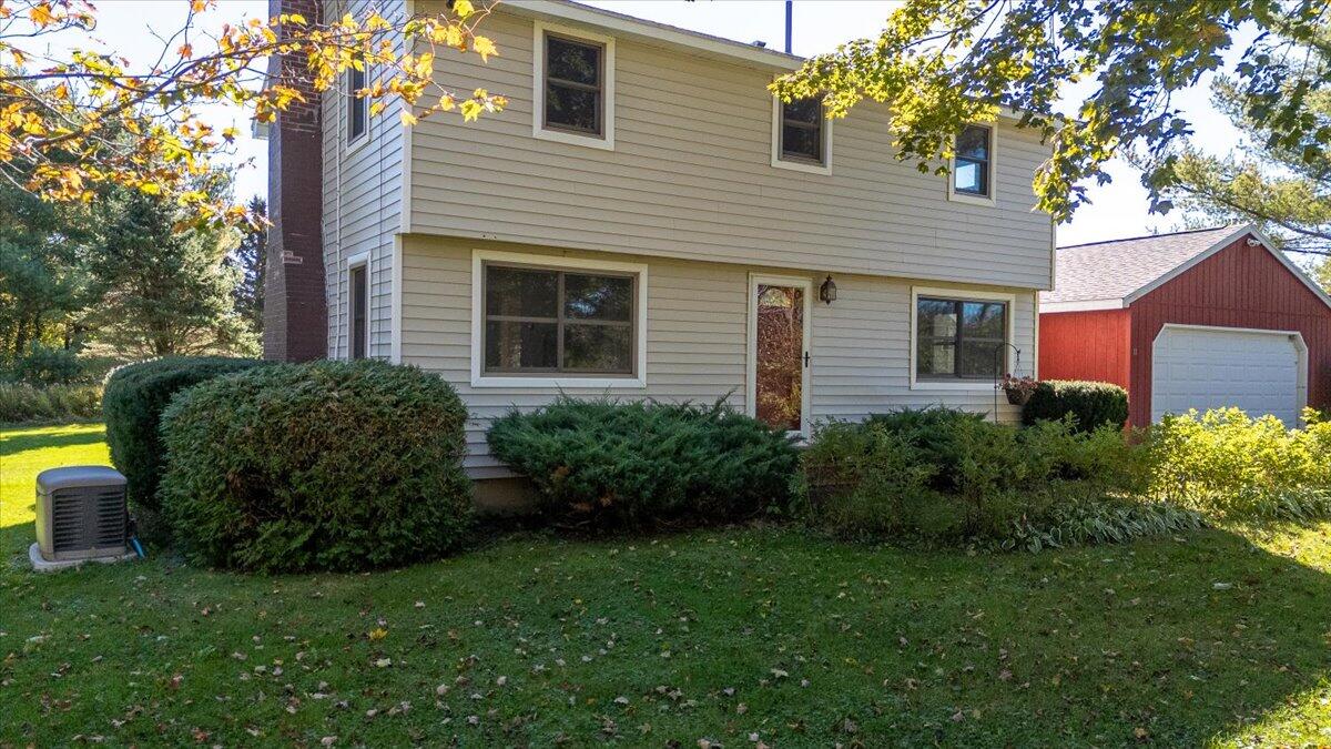 11 Sunnyfield Lane Warren ME 04864