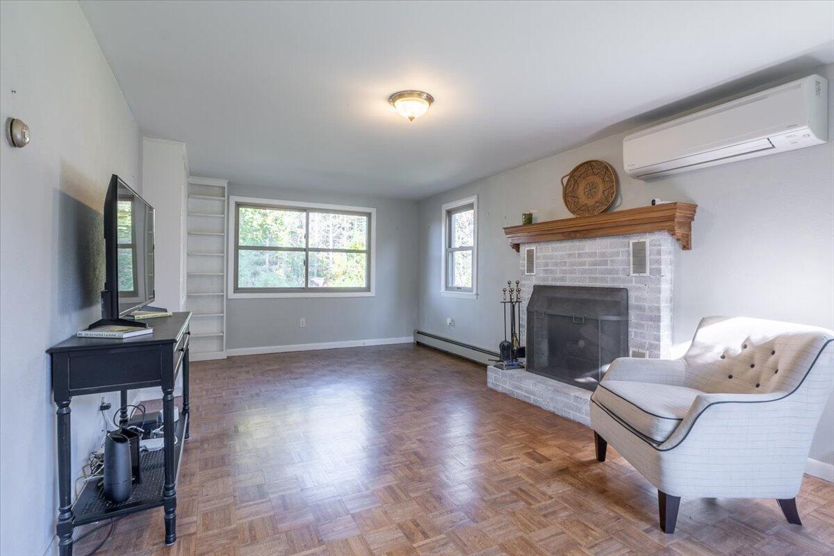 11 Sunnyfield Lane Warren ME 04864